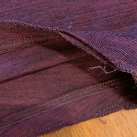 American Eagle purple/Burgundy tee shirt - Picture 7 of 7